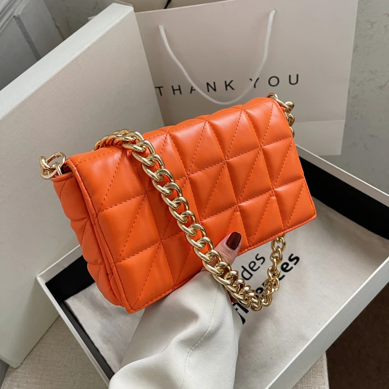 PU Women's Shoulder Bag Brand Lingge Embroidered Thread Small Square Bag Luxury Designer Thick Chain Handbags and Purses Female
PU Women's Shoulder Bag Brand Lingge Embroidered Thread Small Square Bag Luxury Designer Thick Chain Handbags and Purses Female