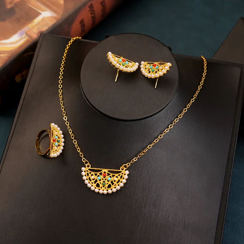 Arabian Wedding Jewelry Set Gold Plated Necklace Moon Shape Blue Artificial Stone Pendant Earring Bracelet Muslim Bridal Gift
Arabian Wedding Jewelry Set Gold Plated Necklace Moon Shape Blue Artificial Stone Pendant Earring Bracelet Muslim Bridal Gift