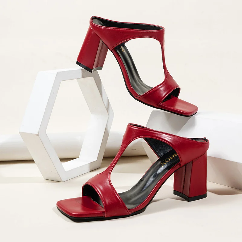 Hollow Out Square Toe Slippers Women Summer Fashion High Heels Gladiator Sandals Woman Outdoor Slides Muer 2022 Women's Slippers
Hollow Out Square Toe Slippers Women Summer Fashion High Heels Gladiator Sandals Woman Outdoor Slides Muer 2022 Women's Slippers