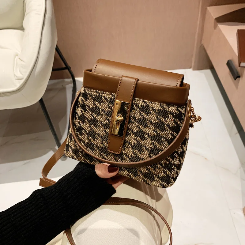 Fashion Print Mini Shoulder Tote Bag For Women Brown Purses Crossbody Evening Bag Luxury Brand Handbags Designer Messenge Bag
Fashion Print Mini Shoulder Tote Bag For Women Brown Purses Crossbody Evening Bag Luxury Brand Handbags Designer Messenge Bag
