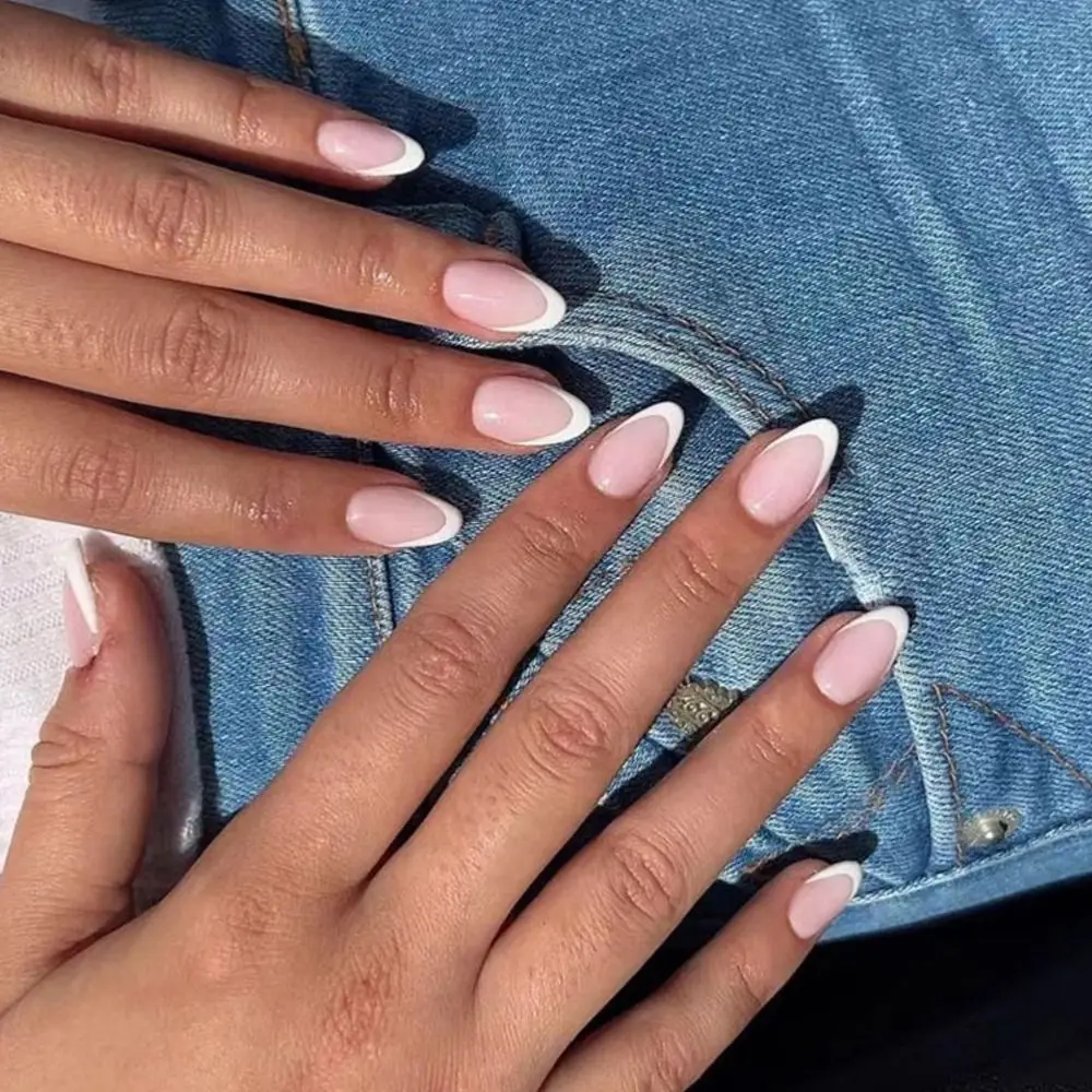 24pcs Nail Tips Fake Nials Manicure DIY French False Nails White Edge Short Almond
24pcs Nail Tips Fake Nials Manicure DIY French False Nails White Edge Short Almond