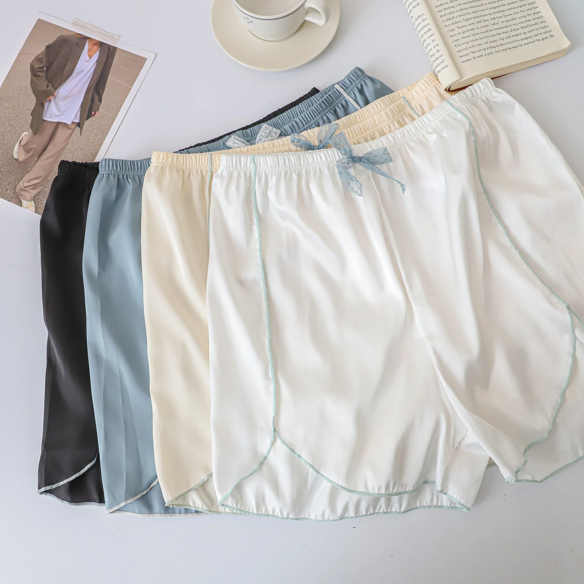 Loose Silky soft Shorts women home Sleep Bottoms Sexy long legs fashion Pure Color Sleep Shorts Women N8132
Loose Silky soft Shorts women home Sleep Bottoms Sexy long legs fashion Pure Color Sleep Shorts Women N8132