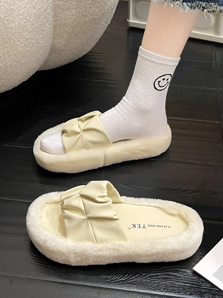 Female Shoes Home Slippers Women's Slides Fashion Platform Med Fur Flip Flops 2023 Massage Flat Luxury Plush PU Rubber Rome
Female Shoes Home Slippers Women's Slides Fashion Platform Med Fur Flip Flops 2023 Massage Flat Luxury Plush PU Rubber Rome