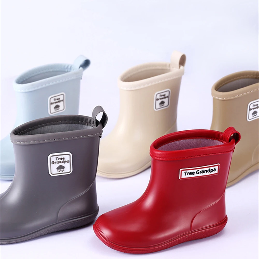 New Solid PVC Children Rain Boots Waterproof Anti Slip Toddler Boys Girls Rainboots Soft Bottom Slip On Kids Water Shoes
New Solid PVC Children Rain Boots Waterproof Anti Slip Toddler Boys Girls Rainboots Soft Bottom Slip On Kids Water Shoes