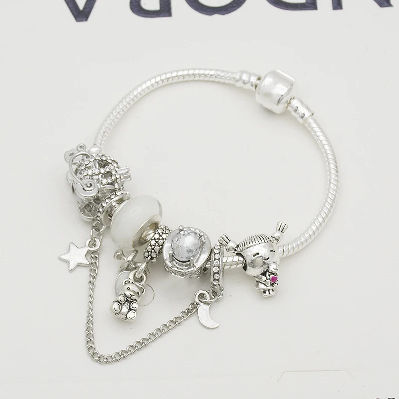 New design plated silvering women bracelet with pendant bracelet set for girls white jewelry Christmas gift free shipping
New design plated silvering women bracelet with pendant bracelet set for girls white jewelry Christmas gift free shipping