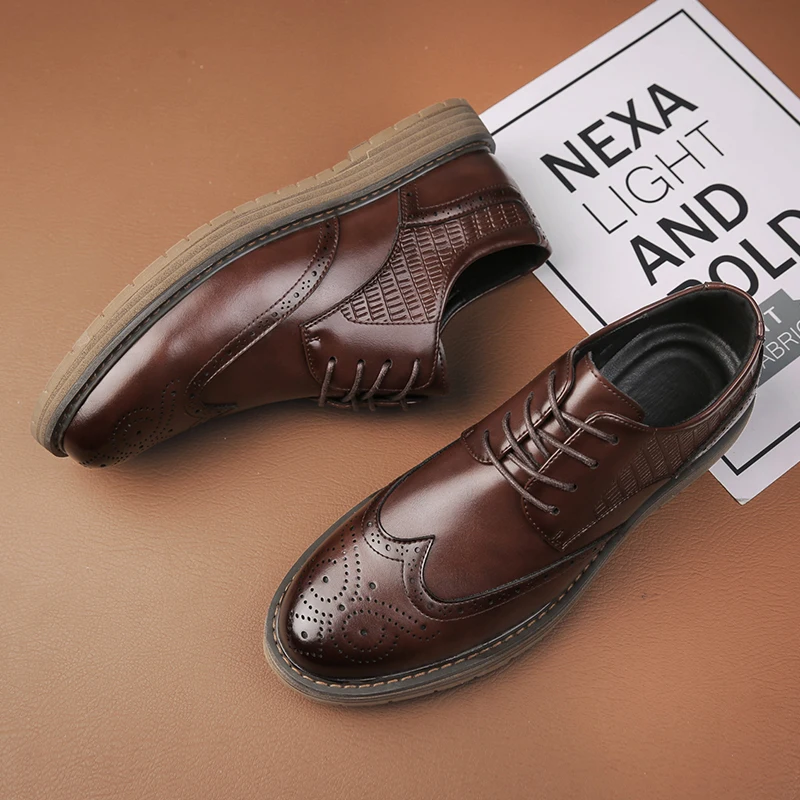 Brogue Shoes Men Shoes British Personality Texture Carved Round Toe Lace-up Fashion Casual Wedding Party Daily Dress Shoes CP353
Brogue Shoes Men Shoes British Personality Texture Carved Round Toe Lace-up Fashion Casual Wedding Party Daily Dress Shoes CP353