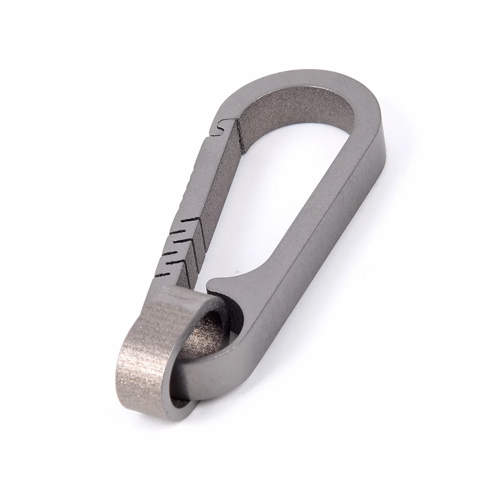1pc Outdoor Keychain Men's Titanium Alloy Keychains Car Key Waist Keychain Pendant Hanging 55mm Amping Carabiner Newly
1pc Outdoor Keychain Men's Titanium Alloy Keychains Car Key Waist Keychain Pendant Hanging 55mm Amping Carabiner Newly