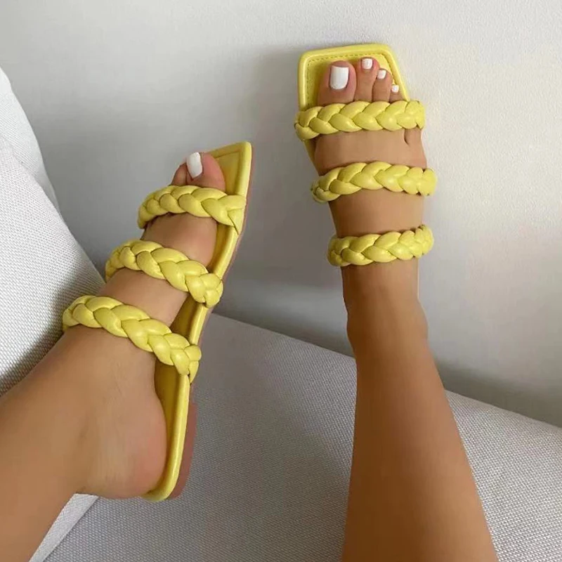 2022 Women Peep Toe Square Toe Slippers Woman Peep Weave Solid Shoes Female PU Leather Footwear Sewing Ladies Summer Plus Size
2022 Women Peep Toe Square Toe Slippers Woman Peep Weave Solid Shoes Female PU Leather Footwear Sewing Ladies Summer Plus Size