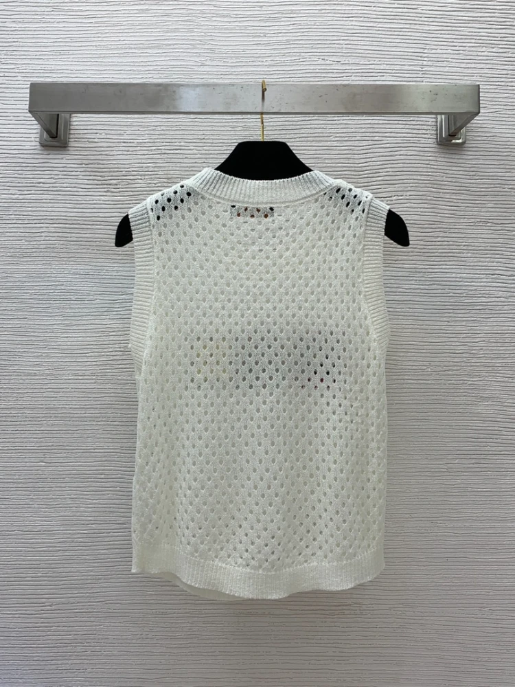 2023 new sexy crewneck print hollow sleeveless women's vest summer autumn elegant street casual vest women's casual blouse.
2023 new sexy crewneck print hollow sleeveless women's vest summer autumn elegant street casual vest women's casual blouse.