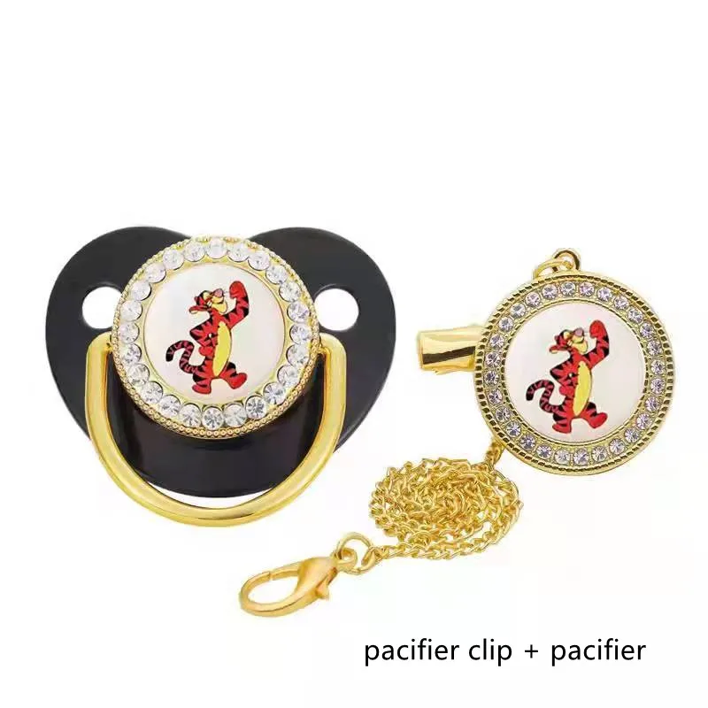 Disney cartoon animal black baby pacifier Suitable for 6-12 months baby baby diamond soothing mouth Same style pacifier clip
Disney cartoon animal black baby pacifier Suitable for 6-12 months baby baby diamond soothing mouth Same style pacifier clip