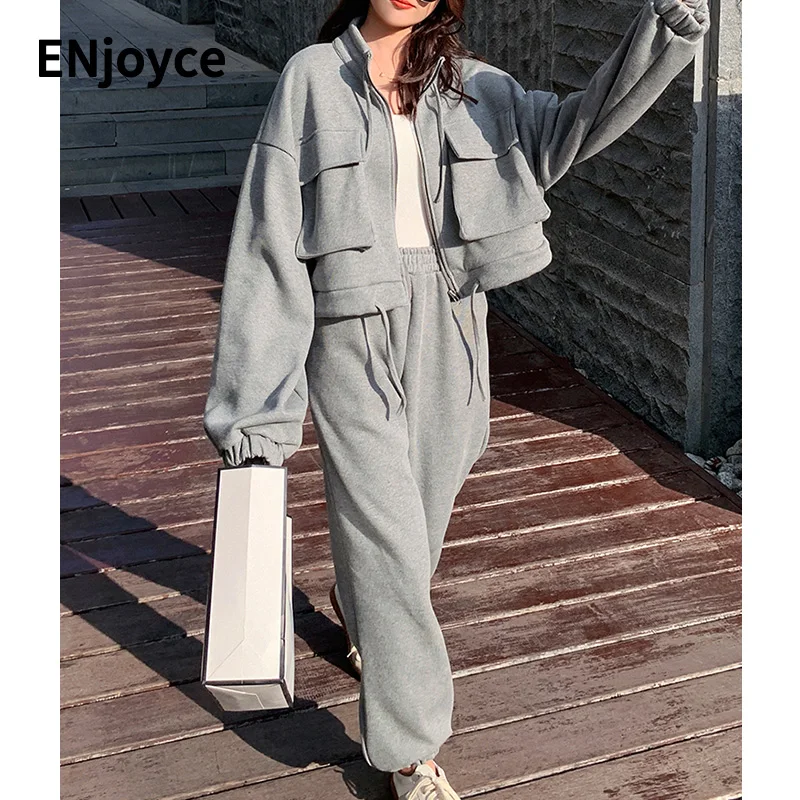 Костюм спортивный женский из двух предметов, свитшот на молнии, топ и штаны, свободные штаны, серый спортивный костюм для бега 
Костюм спортивный женский из двух предметов, свитшот на молнии, топ и штаны, свободные штаны, серый спортивный костюм для бега