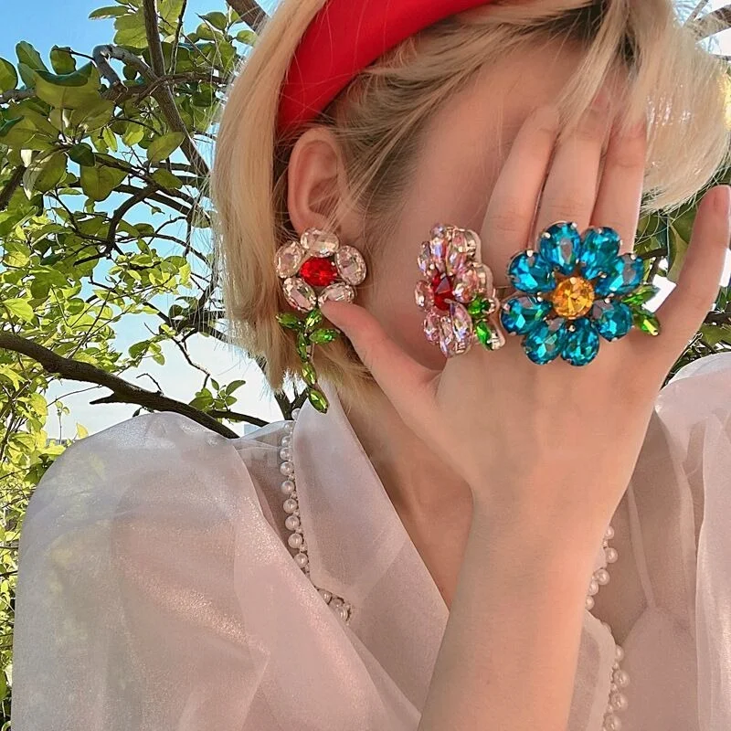 2021 new women's jewelry set shiny zircon and white Pink Enamel Earrings Pendant women's jewelry
2021 new women's jewelry set shiny zircon and white Pink Enamel Earrings Pendant women's jewelry