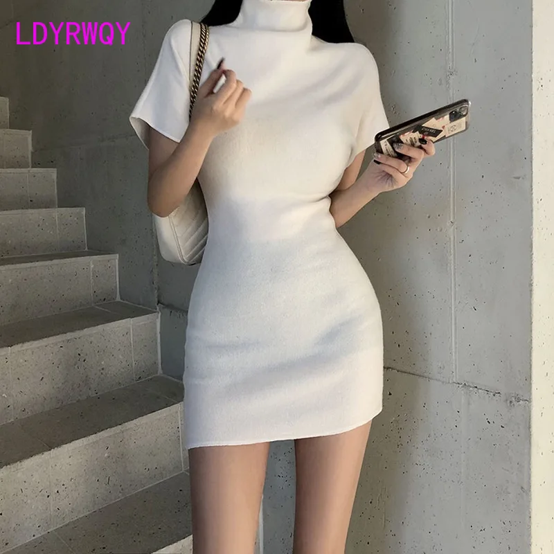 South Korea 2022 spring new temperament high collar pure color short sleeve casual versatile bottom dress women
South Korea 2022 spring new temperament high collar pure color short sleeve casual versatile bottom dress women