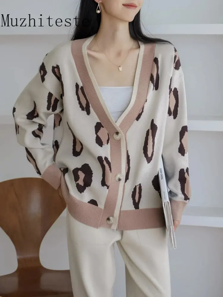 Autumn Winter Leopard Print Women's Sportswear Knitted Vintage Cardigan V-Neck Sweater Two Sets Two Piece Sets Womens Outifits
Autumn Winter Leopard Print Women's Sportswear Knitted Vintage Cardigan V-Neck Sweater Two Sets Two Piece Sets Womens Outifits