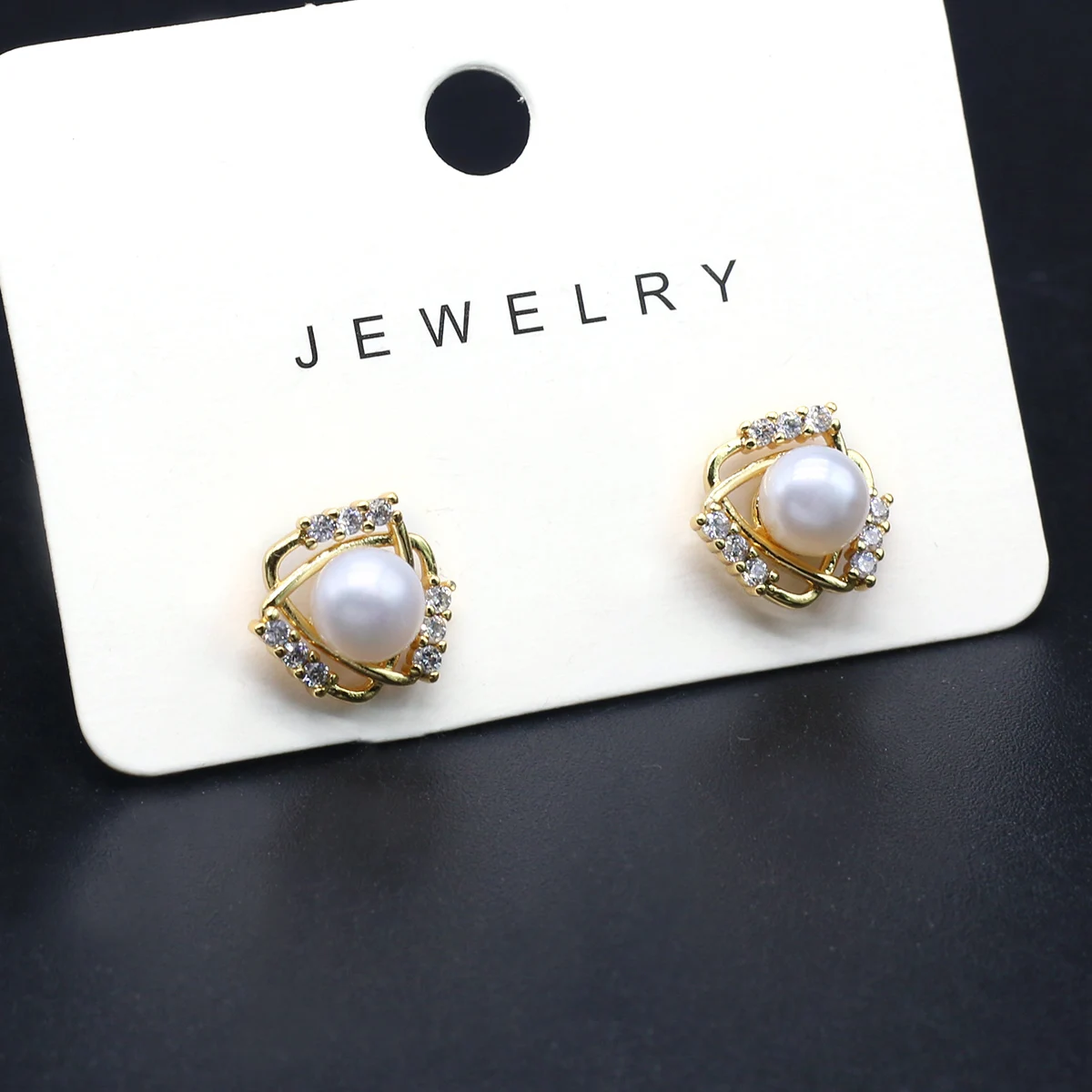 Natural Pearl Beads Earrings Round Shape White Freshwater Cultured Pearl Ear Stud for Jewelry Women Gift
Natural Pearl Beads Earrings Round Shape White Freshwater Cultured Pearl Ear Stud for Jewelry Women Gift