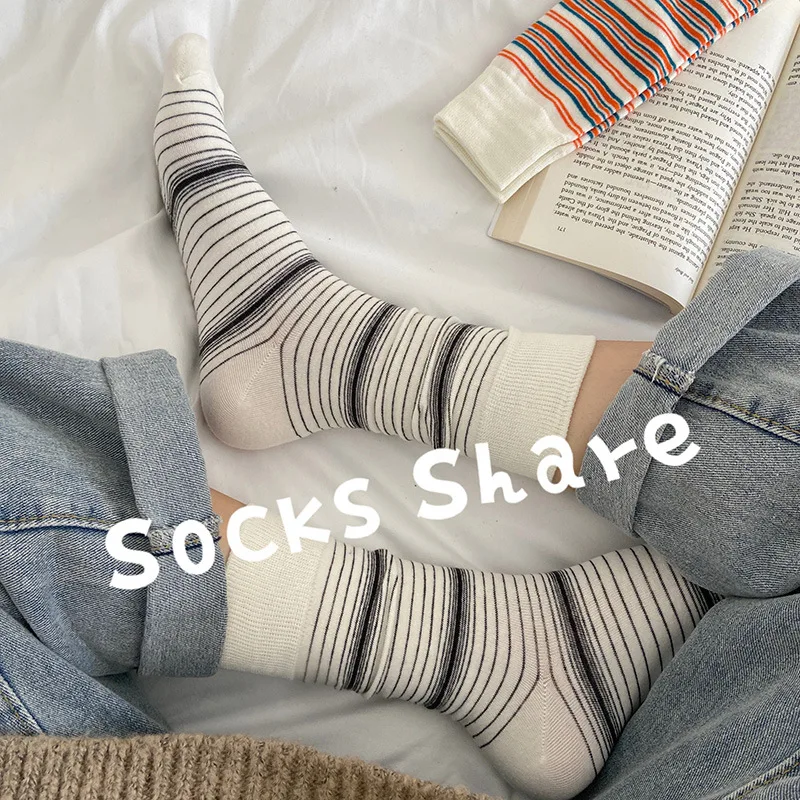 Simple and Fun Small Fresh Striped Mid-tube Socks Personality Comfortable Breathable Neutral Socks Women Socks
Simple and Fun Small Fresh Striped Mid-tube Socks Personality Comfortable Breathable Neutral Socks Women Socks