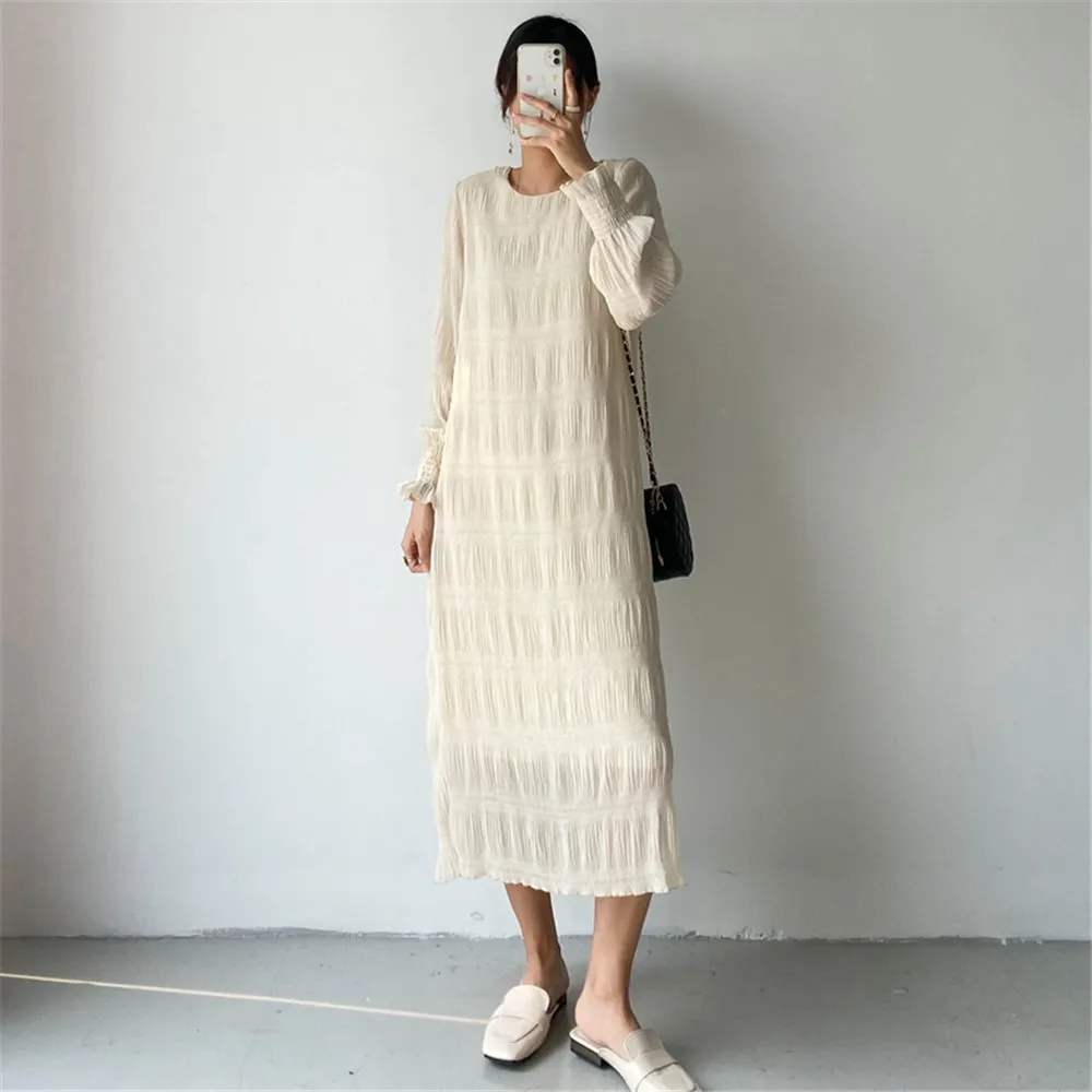 Dress Temperament Elegant Pleated Texture Design Skirt Niche Slim Mid-length Dress Korean Autumn Spring New Fashion 2022
Dress Temperament Elegant Pleated Texture Design Skirt Niche Slim Mid-length Dress Korean Autumn Spring New Fashion 2022