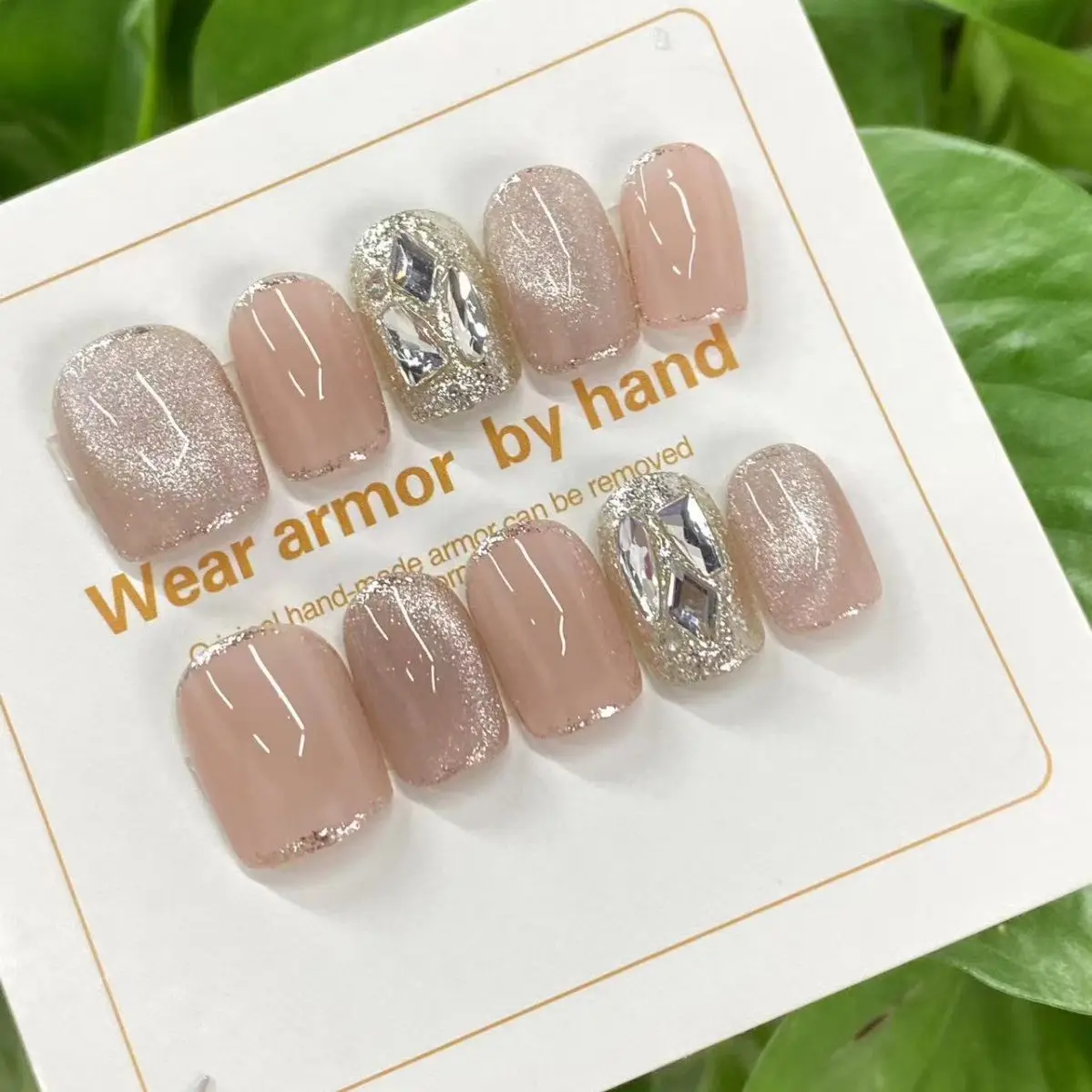 Shiny Daily Short Nails Full of Diamond Luxury Business Party Light Pink Gray Fine Shine Detachable Handmade Wearable Nails
Shiny Daily Short Nails Full of Diamond Luxury Business Party Light Pink Gray Fine Shine Detachable Handmade Wearable Nails