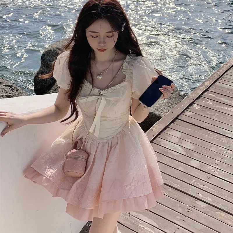 Korea Sweet Princess Mini Dress Lovely Square Collar Y2k Pink Gradient A Line Women Bow Dress Kawaii Lolita Vestido Sundress
Korea Sweet Princess Mini Dress Lovely Square Collar Y2k Pink Gradient A Line Women Bow Dress Kawaii Lolita Vestido Sundress