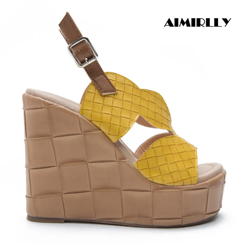 Summer Women's Wedge Sandals Platform Open Toe High Heels Shoes Slingback Ankle Strap Ladies Outdoor Comfort Footwear
Summer Women's Wedge Sandals Platform Open Toe High Heels Shoes Slingback Ankle Strap Ladies Outdoor Comfort Footwear