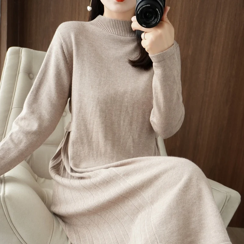 New Autumn And Winter Half-Turtleneck Long Knitted Sweater Skirt Women's Casual Loose Long Sleeve Bottoming Dress To Keep Warm
New Autumn And Winter Half-Turtleneck Long Knitted Sweater Skirt Women's Casual Loose Long Sleeve Bottoming Dress To Keep Warm