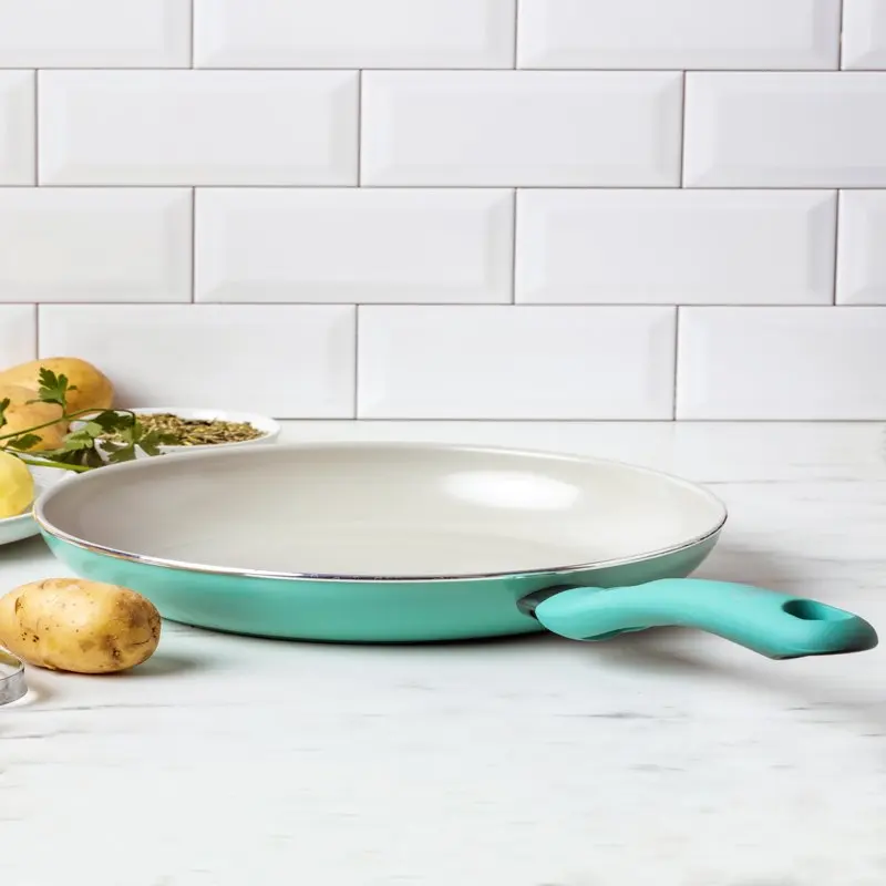 

Brilliant Turquoise 10" Ceramic Nonstick Open Frypan/Skillet - Perfect for Family Cooking and Frying!