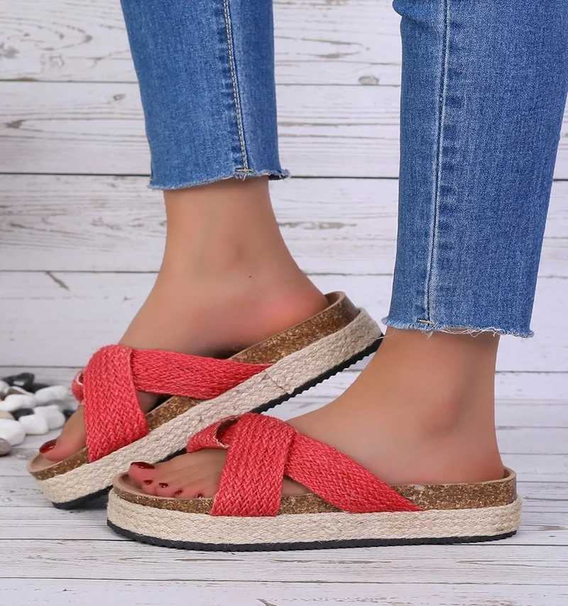 Woman's Slippers Summer Shoes Trends Flats Sandals Sneaker Luxury Women Beach House for Women's Casual Clogs Platform Sports Low
Woman's Slippers Summer Shoes Trends Flats Sandals Sneaker Luxury Women Beach House for Women's Casual Clogs Platform Sports Low