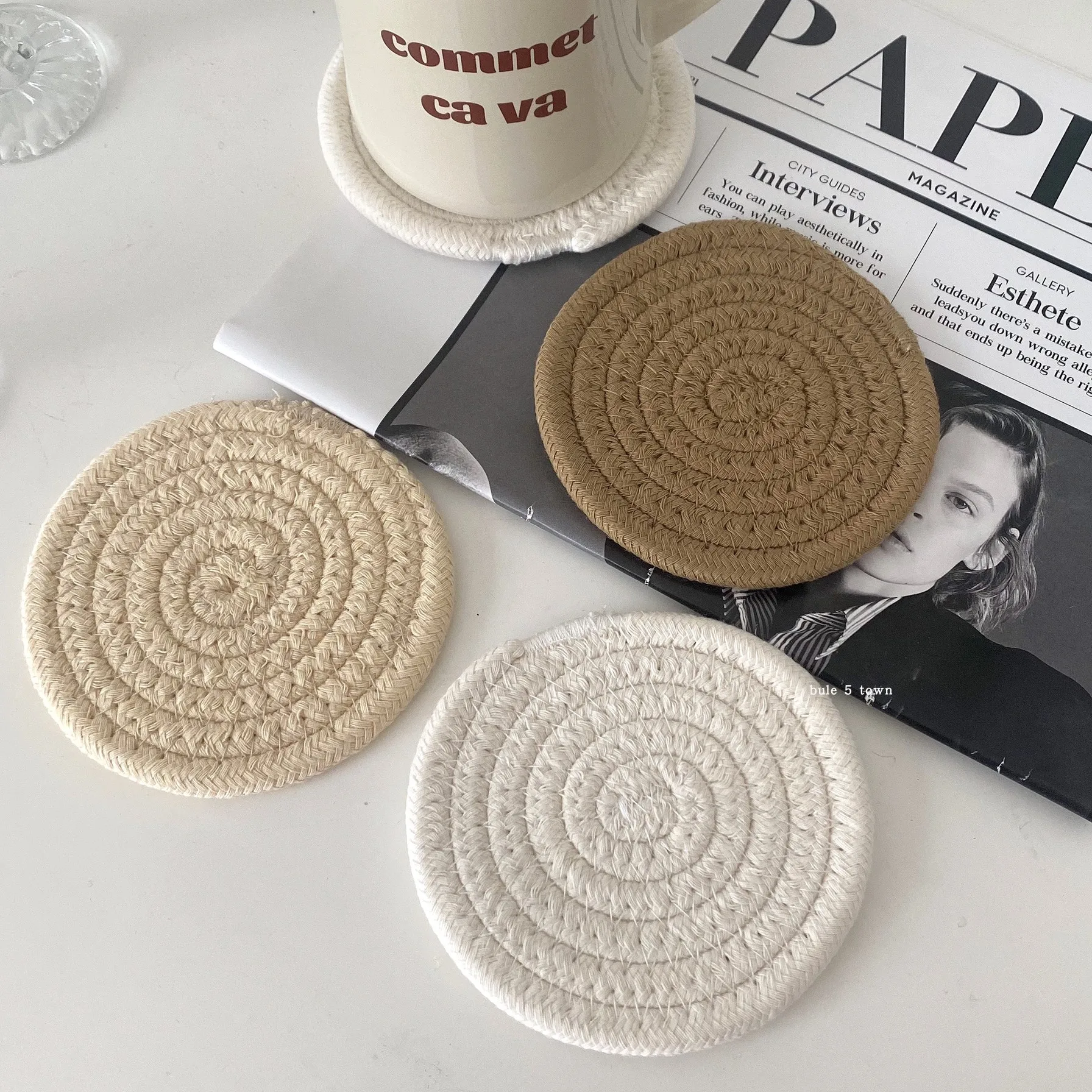 Creative Cotton Braid Coaster Handmade Cup Cushion Bohemia Style Non-slip Cup Mat Decoration Bedroom Home Decor
Creative Cotton Braid Coaster Handmade Cup Cushion Bohemia Style Non-slip Cup Mat Decoration Bedroom Home Decor