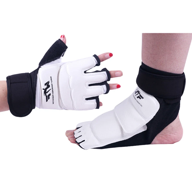 Taekwondo protection Sanda Training Taekwondo Handguard and Banket Match Protective Gear Foot Protector WTF Kickboxing Equipment
Taekwondo protection Sanda Training Taekwondo Handguard and Banket Match Protective Gear Foot Protector WTF Kickboxing Equipment