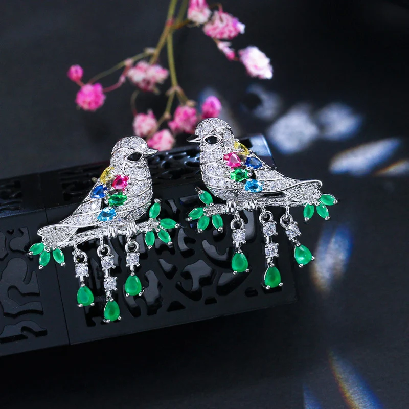 ThreeGraces Lovely Colorful Cubic Zirconia Cute Small Animal Bird Stud Earrings for Women New Korean Fashion Party Jewelry ER918
ThreeGraces Lovely Colorful Cubic Zirconia Cute Small Animal Bird Stud Earrings for Women New Korean Fashion Party Jewelry ER918