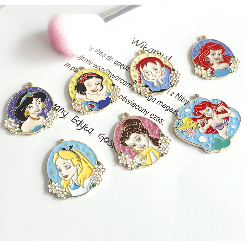 2023 Disney Christmas Tree Pendant Peripherals Decoration Frozen Snow White Princess Model Ornaments Metal 2D Pendan
2023 Disney Christmas Tree Pendant Peripherals Decoration Frozen Snow White Princess Model Ornaments Metal 2D Pendan