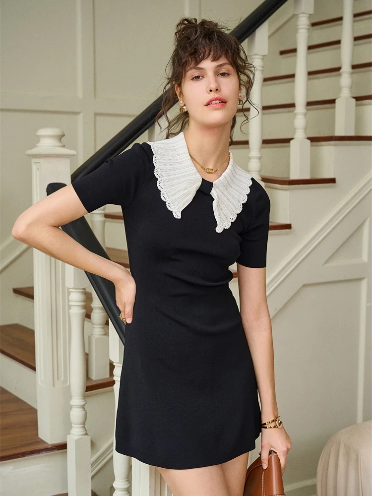 A-line Skirt Women 2022 Summer New French Temperament Doll Collar Small Black Dress Waist Short-sleeved Knitted Dress
A-line Skirt Women 2022 Summer New French Temperament Doll Collar Small Black Dress Waist Short-sleeved Knitted Dress
