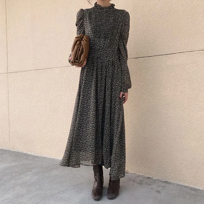Spring Fall Vintage Stand Collar Ruched Sleeve A-line Party Dress Women Floral Print Boho Long Dress Female Vestidos Femme 2023
Spring Fall Vintage Stand Collar Ruched Sleeve A-line Party Dress Women Floral Print Boho Long Dress Female Vestidos Femme 2023