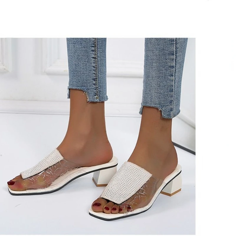 Square Toe Open Toe Slippers Women Fashion Rhinestone Middle Heel Sandals Transparent PVC Women's Sandals 2022 Summer New
Square Toe Open Toe Slippers Women Fashion Rhinestone Middle Heel Sandals Transparent PVC Women's Sandals 2022 Summer New