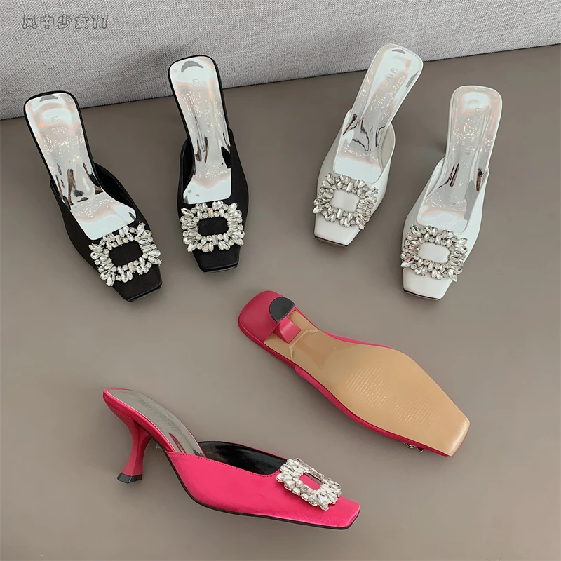 Female Shoes Square Toe Slippers Heels Glitter Slides Med Fashion 2022 Cover High Thin Jelly Luxury Crystal Spring Rubber PU 
Female Shoes Square Toe Slippers Heels Glitter Slides Med Fashion 2022 Cover High Thin Jelly Luxury Crystal Spring Rubber PU