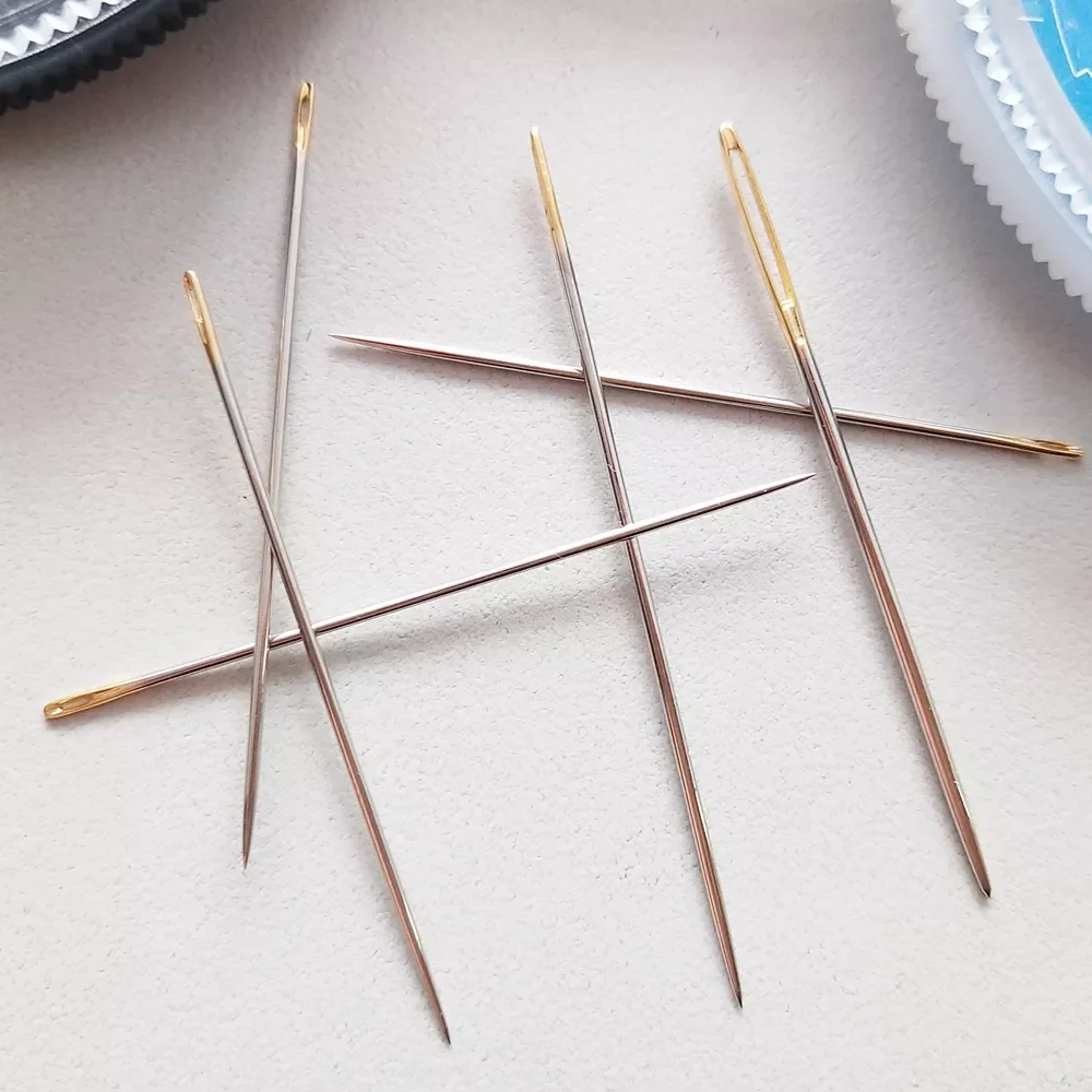 Pcs/Box High Quality Assorted Hand Sewing Needles Embroidery Mending Craft Quilt Case
Pcs/Box High Quality Assorted Hand Sewing Needles Embroidery Mending Craft Quilt Case