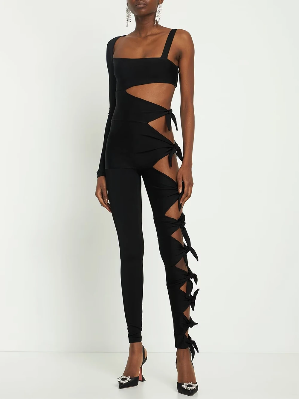 Женский Облегающий комбинезон на одно плечо, Черный Повседневный Облегающий комбинезон с открытой спиной и длинным рукавом, женская уличная одежда с вырезами и бантом, новинка на лето 
Женский Облегающий комбинезон на одно плечо, Черный Повседневный Облегающий комбинезон с открытой спиной и длинным рукавом, женская уличная одежда с вырезами и бантом, новинка на лето
