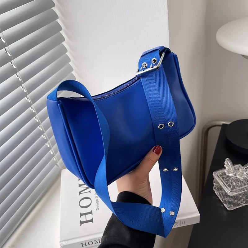 2022 New Casual Ladies Shoulder Bag Adjusted Strap Crossbody Bags For Women Solid Handbags Underarm Bag
2022 New Casual Ladies Shoulder Bag Adjusted Strap Crossbody Bags For Women Solid Handbags Underarm Bag