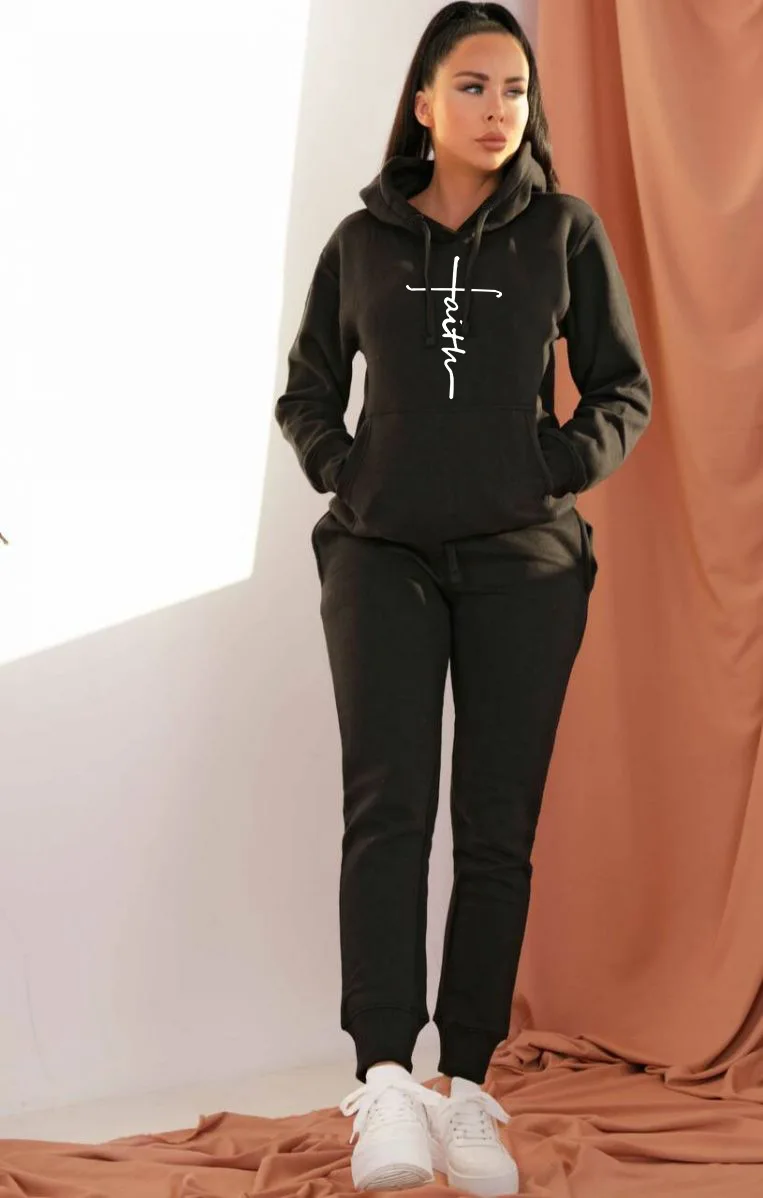 New Autumn Women's Sports Two-piece Hooded Sweater Long Sleeve Top and Full Length Suit Printed Fashion Casual Two-piece Suit
New Autumn Women's Sports Two-piece Hooded Sweater Long Sleeve Top and Full Length Suit Printed Fashion Casual Two-piece Suit