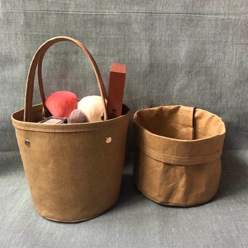 Washing Kraft Paper Bag Cosmetic Bag Ladies Multifunctional European Portable Travel Storage Bag Logo Storage Barrel Duffle Bag
Washing Kraft Paper Bag Cosmetic Bag Ladies Multifunctional European Portable Travel Storage Bag Logo Storage Barrel Duffle Bag