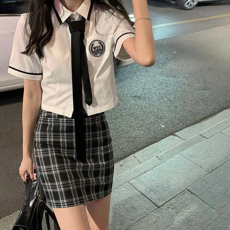 Школьный костюм в японском и корейском стиле, комплект из двух предметов в стиле колледжа, юбка с завышенной талией и запахом, униформа Jk для девушек, 2022 
Школьный костюм в японском и корейском стиле, комплект из двух предметов в стиле колледжа, юбка с завышенной талией и запахом, униформа Jk для девушек, 2022