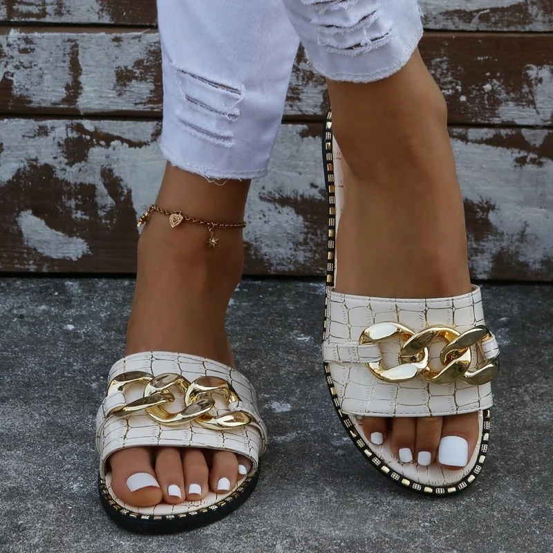 Large Size Women's Shoes 2022 Summer Chain Sandals and Slippers Flip Flops Women Designer Sandals Ladies Shoes Slippers Women
Large Size Women's Shoes 2022 Summer Chain Sandals and Slippers Flip Flops Women Designer Sandals Ladies Shoes Slippers Women
