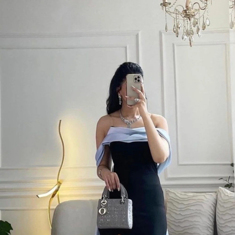 Simple Black with Blue Boat Neck A-line Satin Formal Occasion Prom Dresses Floor-Length Women Evening Party Dress
Simple Black with Blue Boat Neck A-line Satin Formal Occasion Prom Dresses Floor-Length Women Evening Party Dress