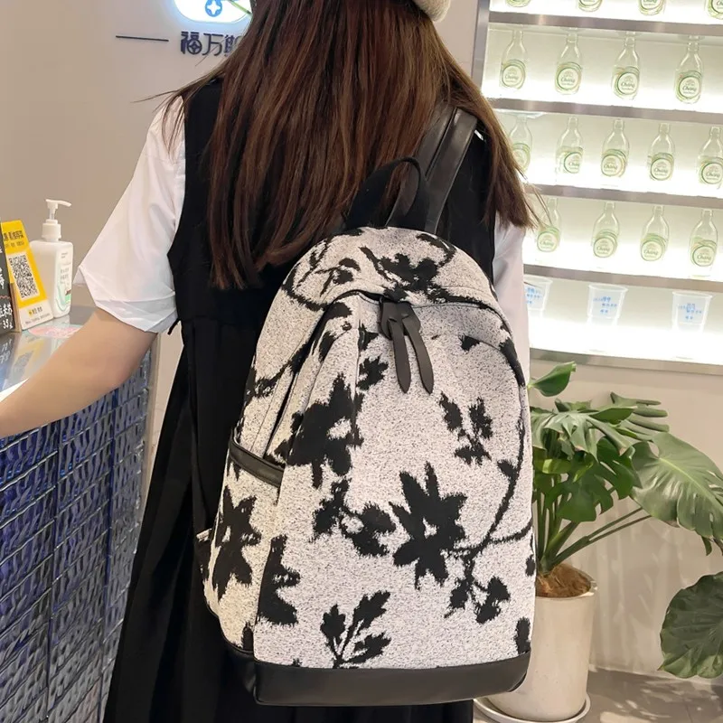 Summer New Women Cotton Linen Backpack Trendy PU Leather Student School Bag Large Capacity Storage Backpacks 2023
Summer New Women Cotton Linen Backpack Trendy PU Leather Student School Bag Large Capacity Storage Backpacks 2023