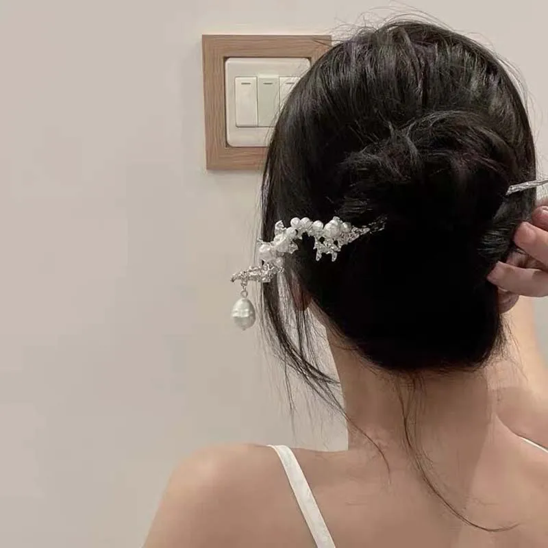 New Woman Girls Chinese Style Retro Court Metal Hairpin Solid Color Design Hair Accessories Beach Sports Adjustable Outdoor
New Woman Girls Chinese Style Retro Court Metal Hairpin Solid Color Design Hair Accessories Beach Sports Adjustable Outdoor