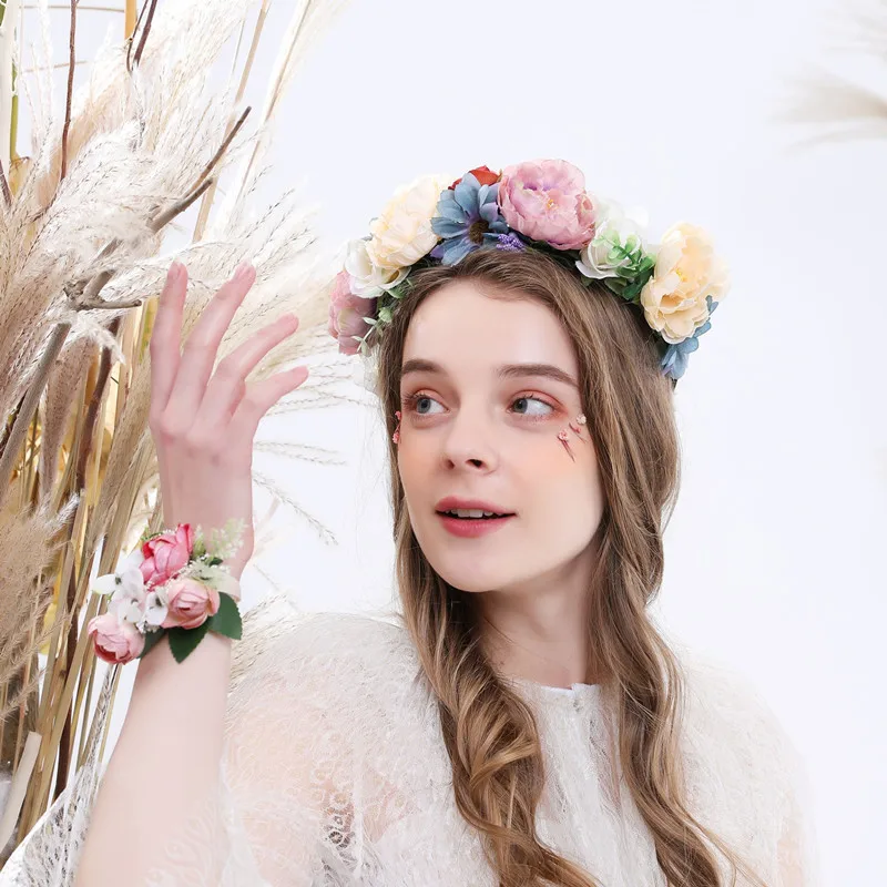 2022 New polyester handmade flower garland girl photo hair decoration wedding wreath wholesale flower crown headband
2022 New polyester handmade flower garland girl photo hair decoration wedding wreath wholesale flower crown headband