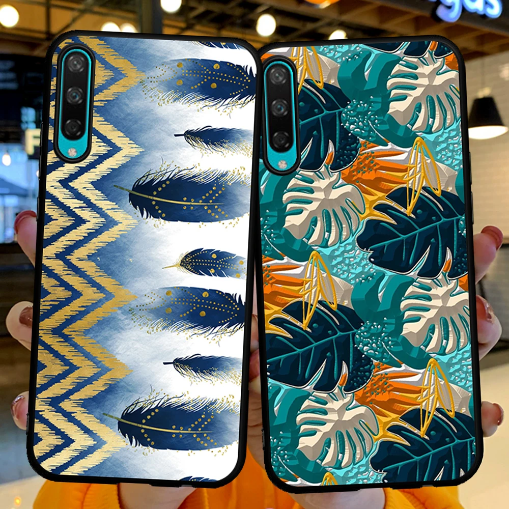 Luxury Leaf Pattern Polka Dot Love Pig Funda for Huawei Honor 8 Lite 8C 9X 9 10 Lite 20 Pro V20 10i 20i 30 Pro 30S Phone Case
Luxury Leaf Pattern Polka Dot Love Pig Funda for Huawei Honor 8 Lite 8C 9X 9 10 Lite 20 Pro V20 10i 20i 30 Pro 30S Phone Case