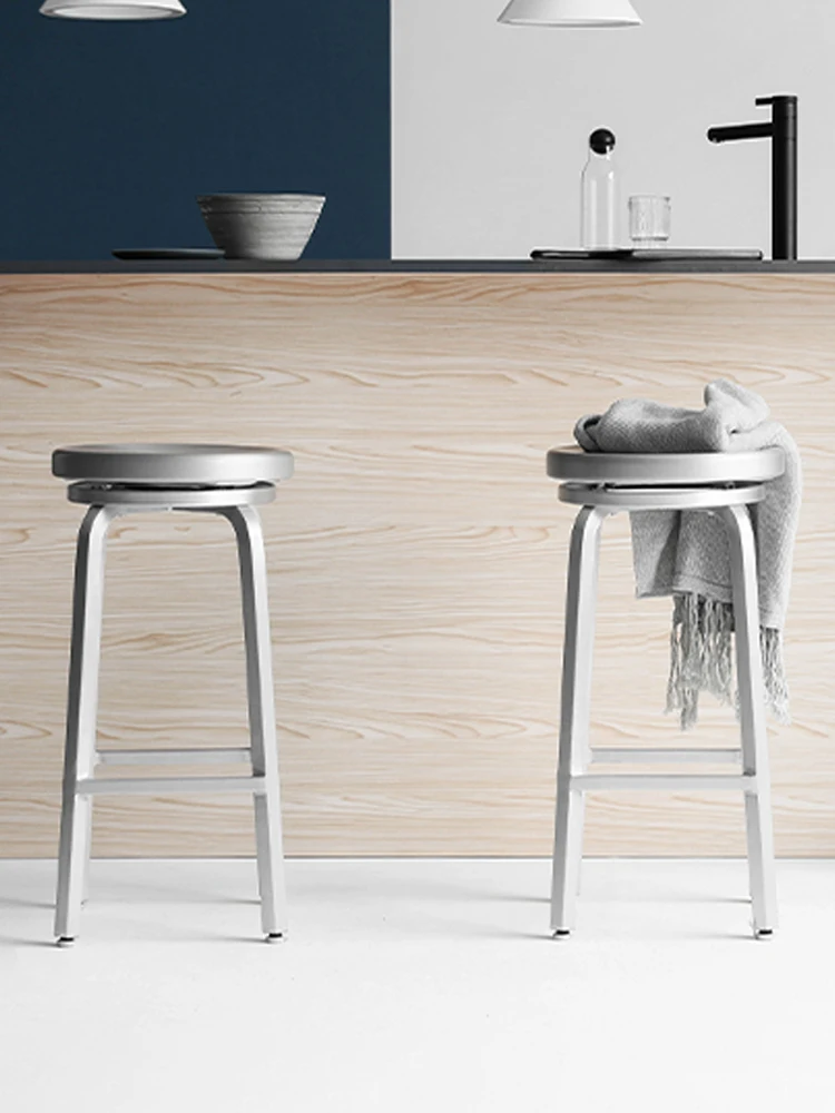 Metal bar chair high stool aluminum European style high stool modern simple bar chair front desk high stool
Metal bar chair high stool aluminum European style high stool modern simple bar chair front desk high stool