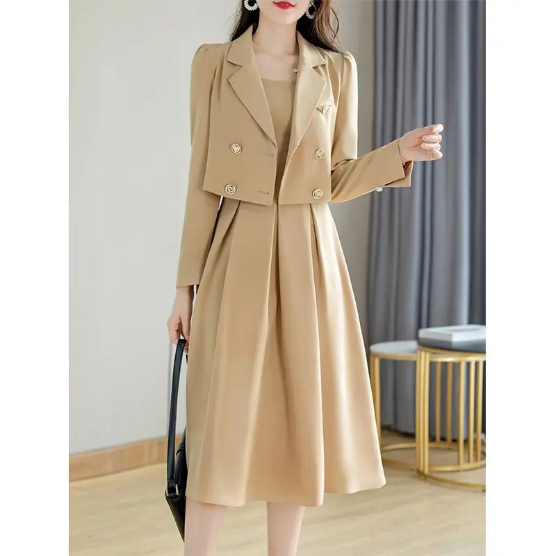 Temperament Fashion Polo Collar Small Suit Coat Women's Spring 2022 New Small Sling Dress Two Piece Set skirt skirt suits
Temperament Fashion Polo Collar Small Suit Coat Women's Spring 2022 New Small Sling Dress Two Piece Set skirt skirt suits