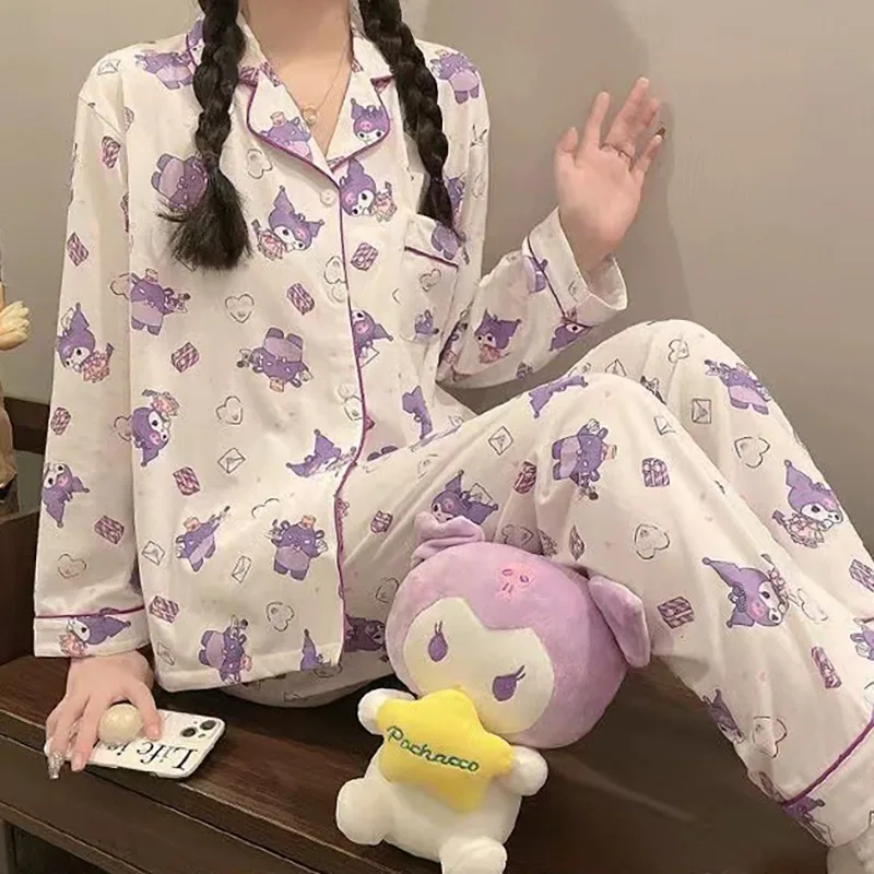 Kawaii Kuromi аниме Sanrio Пижама Новинка Симпатичный Студент весна-осень Homelike мягкий с длинными рукавами комфортный сон набор для девочки подарок на день рождения
Kawaii Kuromi аниме Sanrio Пижама Новинка Симпатичный Студент весна-осень Homelike мягкий с длинными рукавами комфортный сон набор для девочки подарок на день рождения